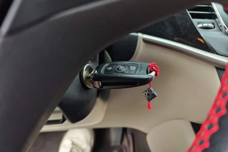 Used Buick Verano 2017 Sedan 15S Automatic Leading Model Vehicle Key