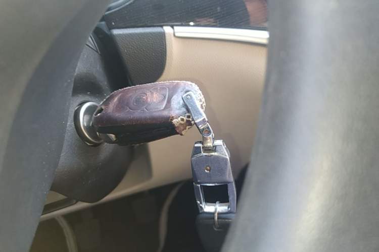 Used Buick Verano 2017 Sedan 15S Manual Leading Model Vehicle Key