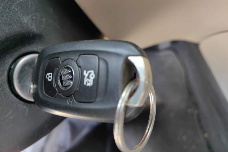 Used Buick Verano 2017 Sedan 15S Automatic Entry Model Vehicle Key