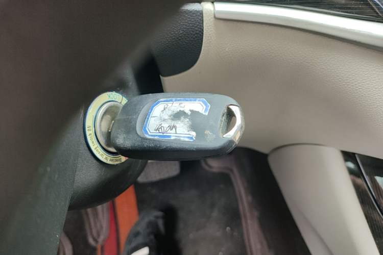 Used Buick Verano 2017 Sedan 15S Automatic Leading Model Vehicle Key