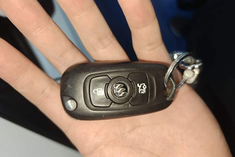 Used Buick Verano 2017 Sedan 15S Automatic Leading Model Vehicle Key