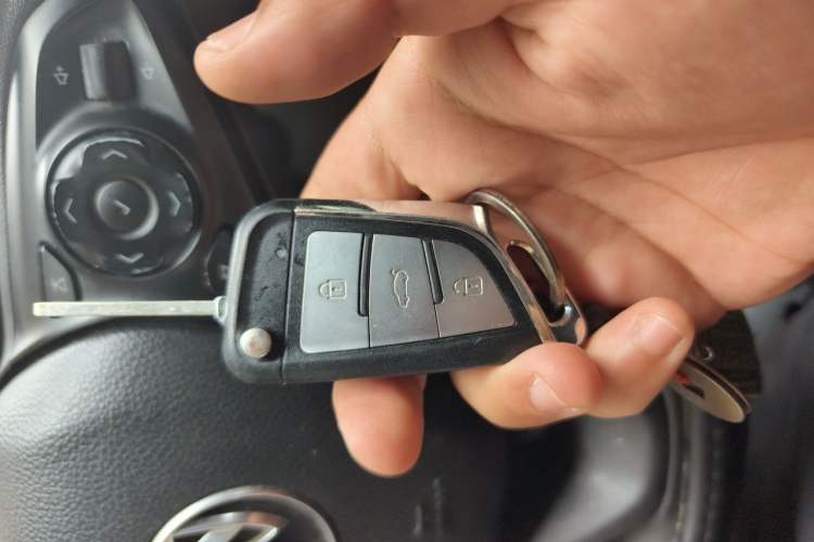 Used Buick Verano 2017 Sedan 15S Automatic Entry Model Vehicle Key