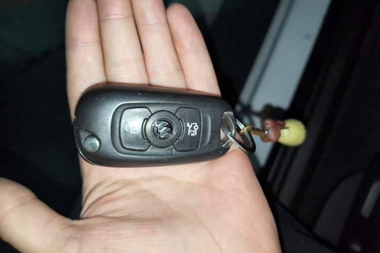 Used Buick Verano 2017 Sedan 15S Automatic Leading Model Vehicle Key