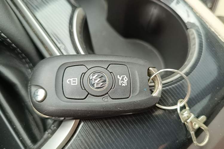 Used Buick Verano 2017 Sedan 15S Automatic Leading Model Vehicle Key