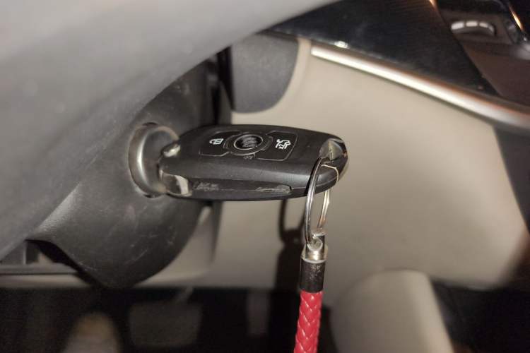 Used Buick Verano 2017 Sedan 15S Automatic Leading Model Vehicle Key