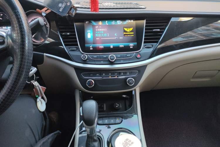 Used Buick Verano 2017 Sedan 15S Automatic Leading Model Audio And AC Panel