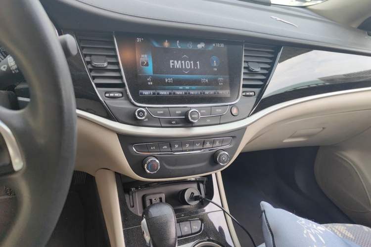 Used Buick Verano 2017 Sedan 15S Automatic Leading Model Audio And AC Panel