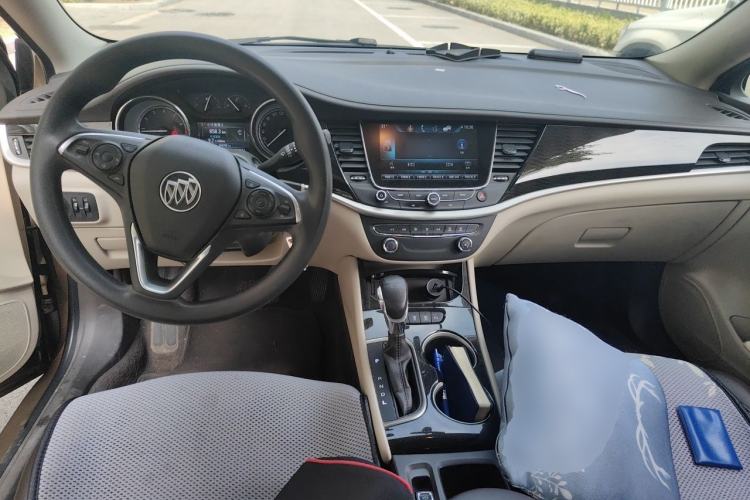 Used Buick Verano 2017 Sedan 15S Automatic Leading Model Center Console