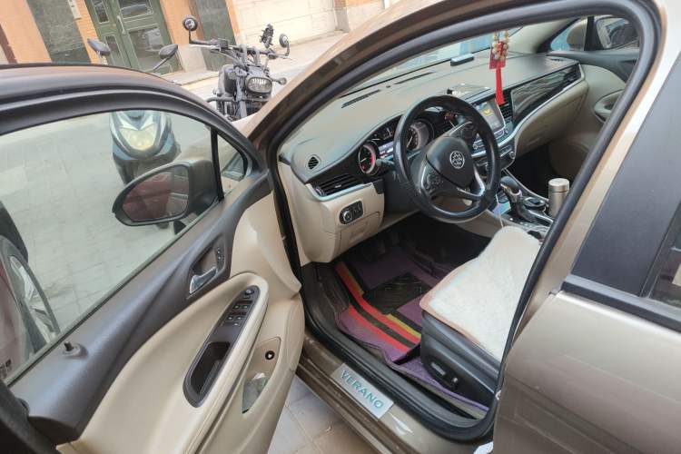 Used Buick Verano 2017 Sedan 15S Automatic Leading Model Driver Seat