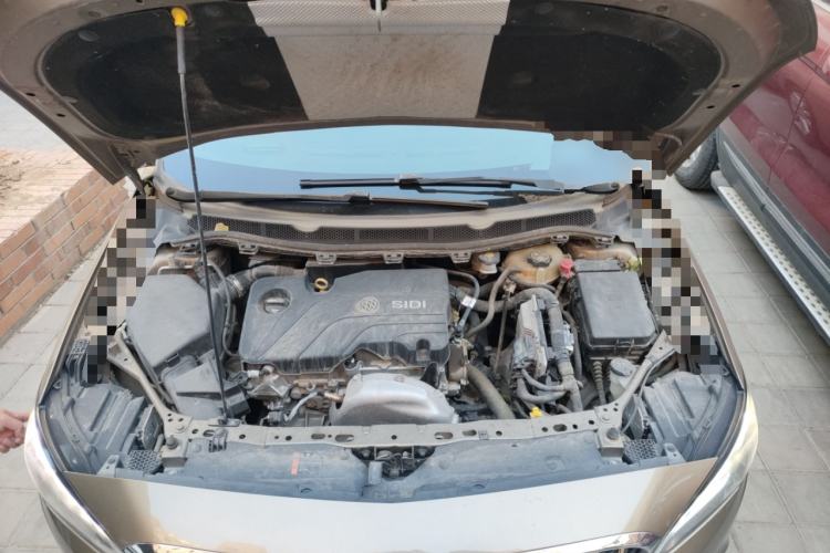 Used Buick Verano 2017 Sedan 15S Automatic Leading Model Engine Bay