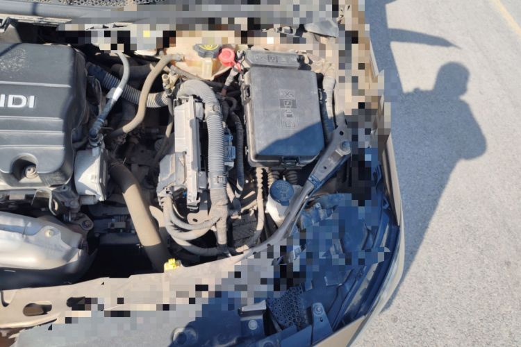 Used Buick Verano 2017 Sedan 15S Automatic Entry Model Engine Bay Left