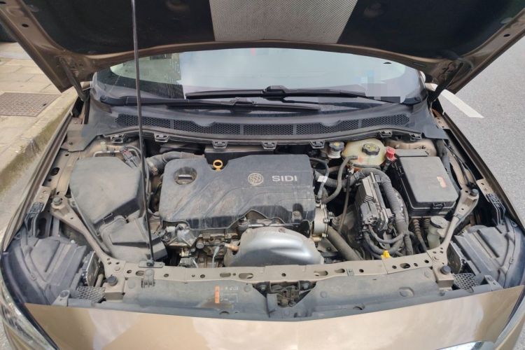 Used Buick Verano 2017 Sedan 15S Automatic Leading Model Engine Bay
