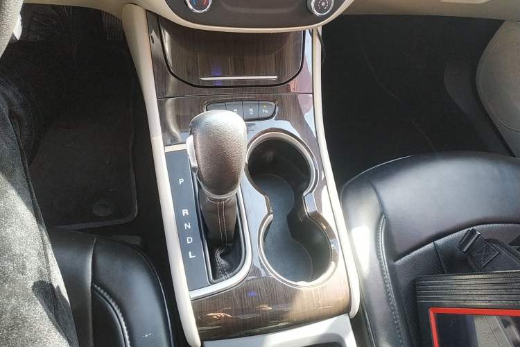 Used Buick Verano 2017 Sedan 15S Automatic Entry Model Gear Lever