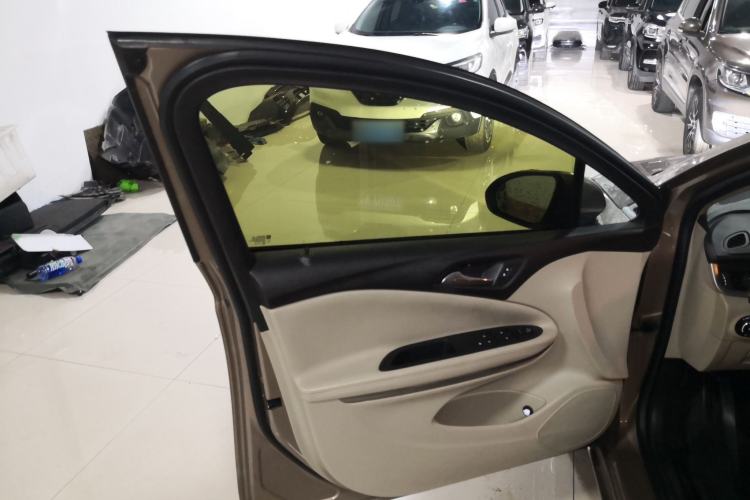 Used Buick Verano 2017 Sedan 15S Automatic Leading Model Interior 7