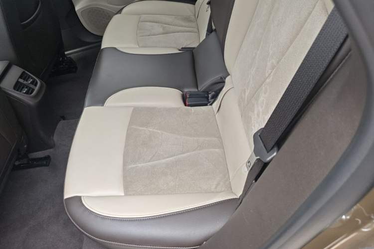 Used Buick Verano 2017 Sedan 15S Automatic Leading Model Left Rear Seat