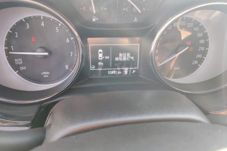 Used Buick Verano 2017 Sedan 15S Automatic Entry Model Odometer Close Up
