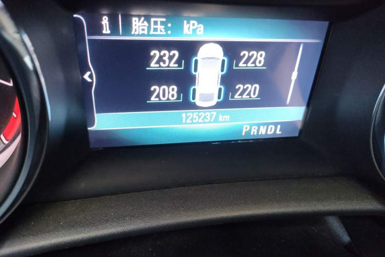 Used Buick Verano 2017 Sedan 15S Automatic Leading Model Odometer Close Up