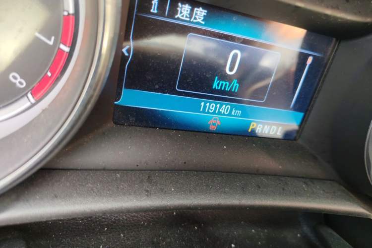 Used Buick Verano 2017 Sedan 15S Automatic Leading Model Odometer Close Up