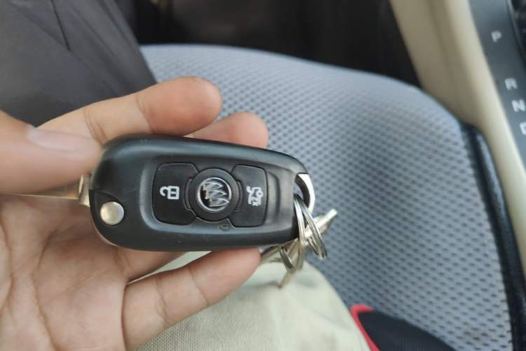 Used Buick Verano 2017 Sedan 15S Automatic Leading Model Vehicle Key