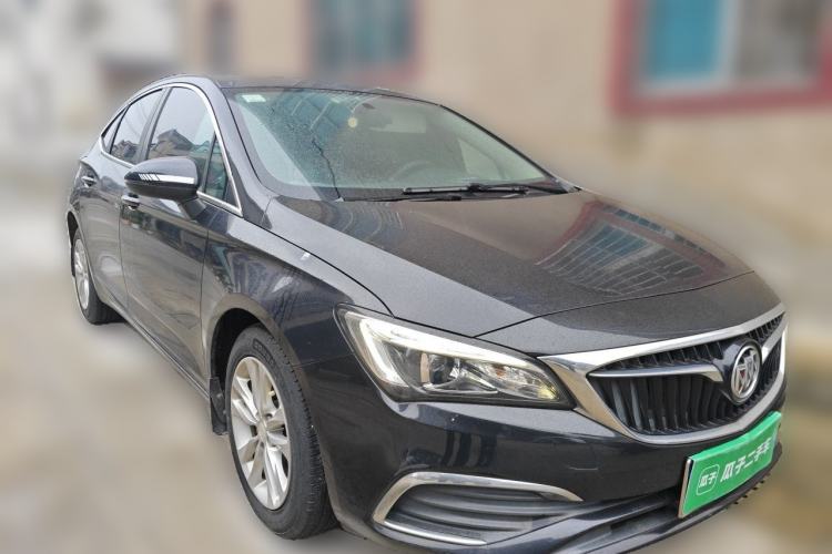 Used Buick Verano 2018 Sedan 20T Dual-Clutch Leading Model Front Right 45 Deg
