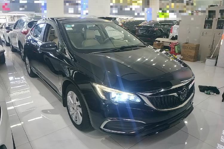 Used Buick Verano 2018 Sedan 15S Automatic Entry Model Front Right 45 Deg