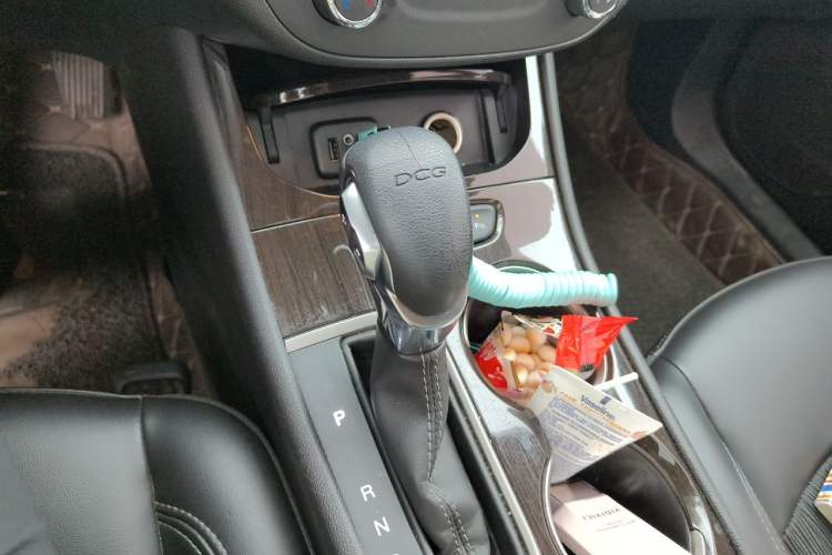 Used Buick Verano 2018 Sedan 20T Dual-Clutch Leading Model Gear Lever