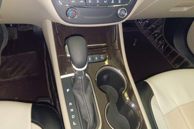Used Buick Verano 2018 Sedan 15S Automatic Entry Model Gear Lever