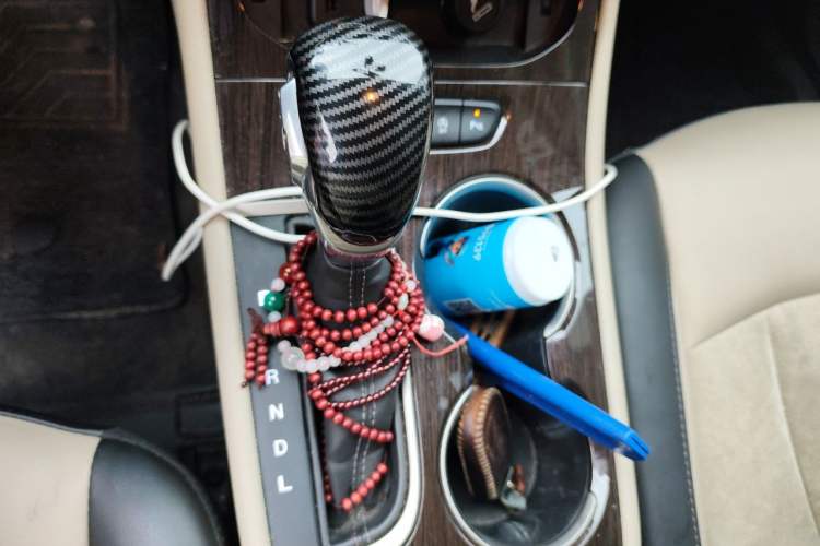 Used Buick Verano 2018 Sedan 15S Automatic Leading Model Gear Lever
