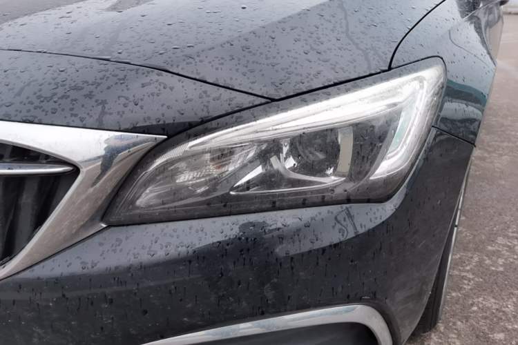 Used Buick Verano 2018 Sedan 15S Automatic Leading Model Left Front Headlight