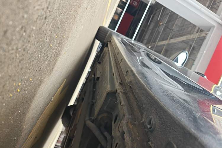 Used Buick Verano 2018 Sedan 15S Automatic Leading Model Left Side Sill