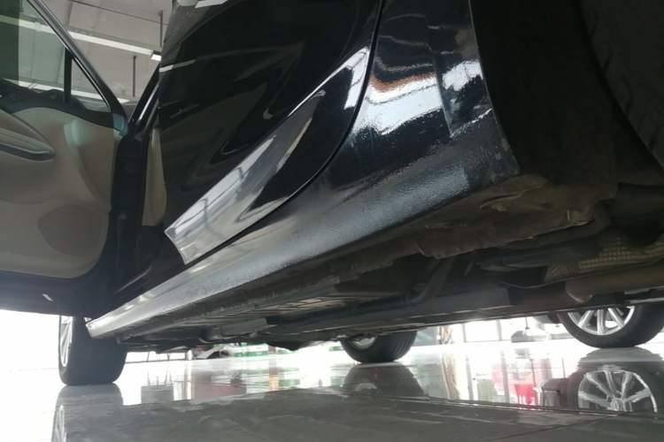 Used Buick Verano 2018 Sedan 15S Automatic Leading Model Left Side Sill