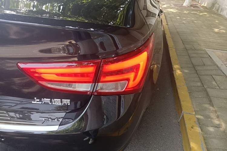 Used Buick Verano 2018 Sedan 15S Automatic Leading Model Right Rear Taillight