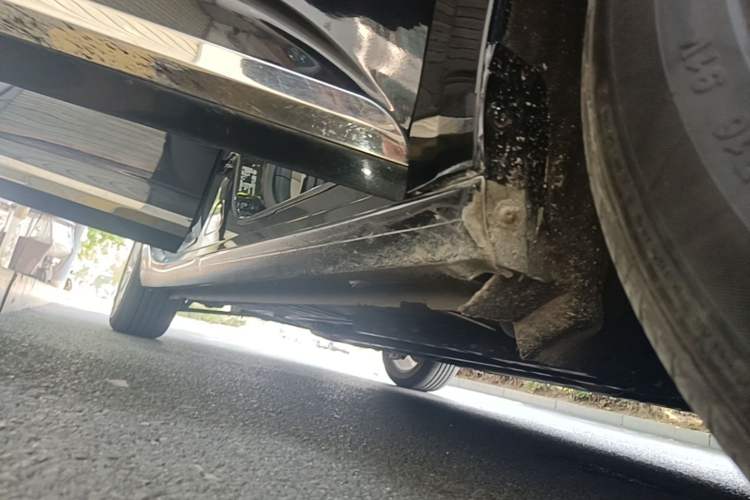 Used Buick Verano 2018 Sedan 15S Automatic Leading Model Right Side Sill