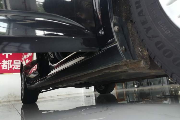Used Buick Verano 2018 Sedan 15S Automatic Leading Model Right Side Sill