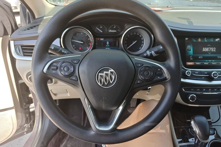 Used Buick Verano 2018 Sedan 15S Automatic Leading Model Steering Wheel