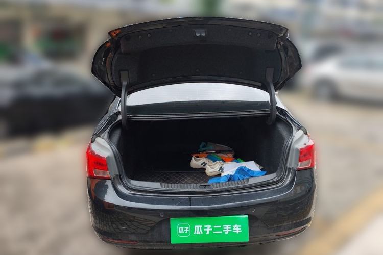 Used Buick Verano 2018 Sedan 15S Automatic Leading Model Trunk