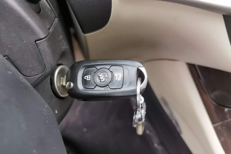 Used Buick Verano 2018 Sedan 15S Automatic Leading Model Vehicle Key