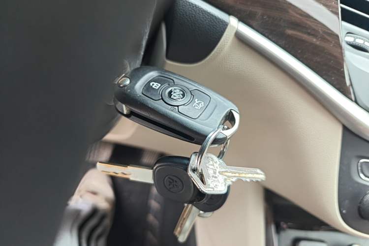 Used Buick Verano 2018 Sedan 15S Automatic Leading Model Vehicle Key