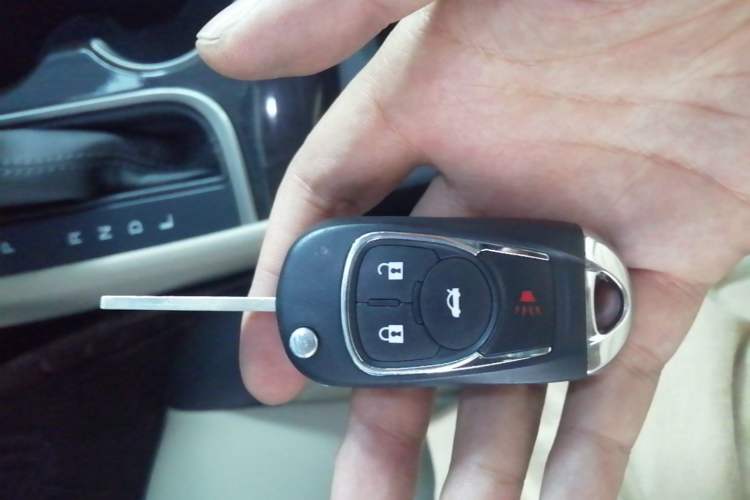 Used Buick Verano 2018 Sedan 15S Automatic Leading Model Vehicle Key