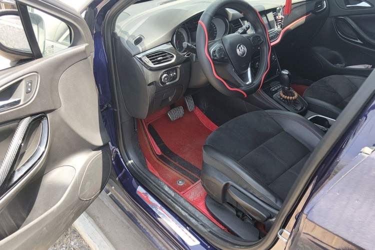 Used Buick Verano 2018 Hatchback GS 20T Dual-Clutch Leading Model Driver Seat