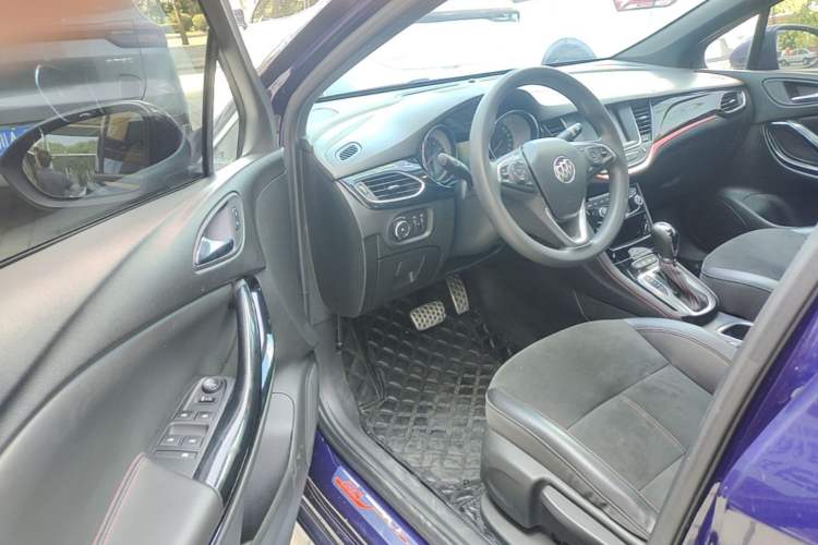 Used Buick Verano 2018 Hatchback GS 20T Dual-Clutch Leading Model Driver Seat