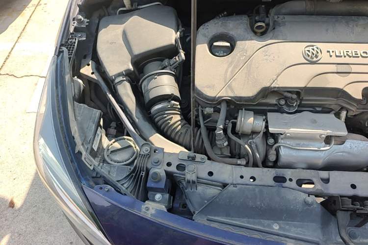 Used Buick Verano 2018 Hatchback GS 20T Dual-Clutch Leading Model Engine Bay Right