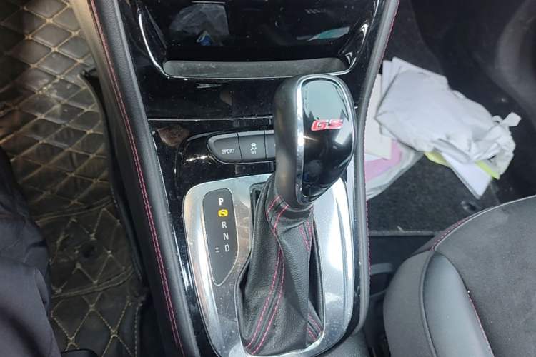 Used Buick Verano 2018 Hatchback GS 20T Dual-Clutch Leading Model Gear Lever