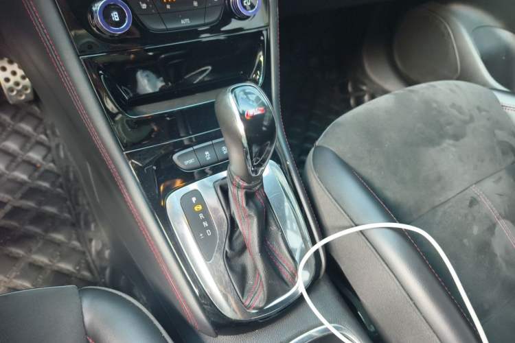 Used Buick Verano 2018 Hatchback GS 20T Dual-Clutch Leading Model Gear Lever