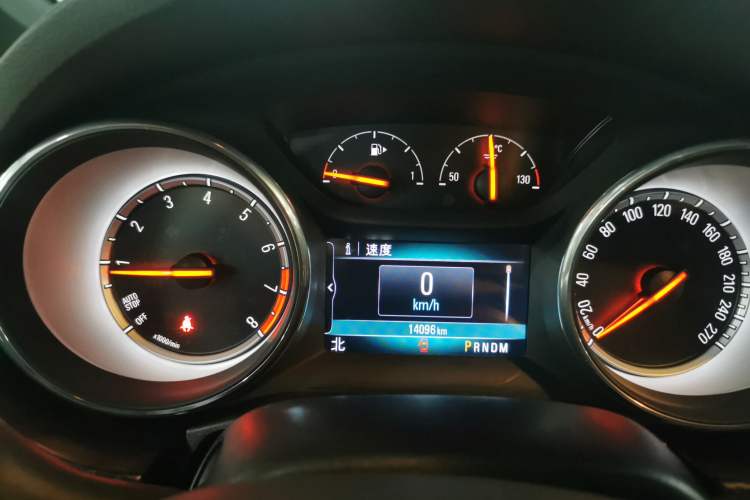 Used Buick Verano 2018 Hatchback GS 20T Dual-Clutch Luxury Model Instrument Cluster