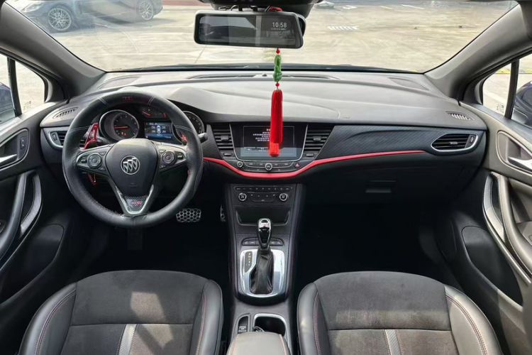 Used Buick Verano 2018 Hatchback GS 20T Dual-Clutch Luxury Model Interior 1