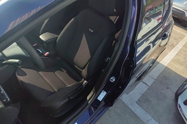 Used Buick Verano 2018 Hatchback GS 20T Dual-Clutch Progressive Model Left Front Seat