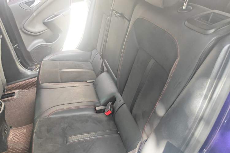 Used Buick Verano 2018 Hatchback GS 20T Dual-Clutch Luxury Model Left Rear Seat