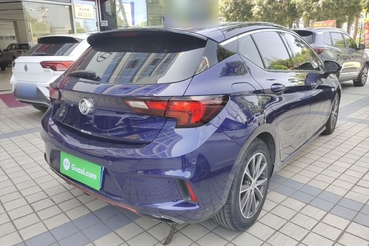 Used Buick Verano 2018 Hatchback GS 20T Dual-Clutch Leading Model Rear Right 45 Deg
