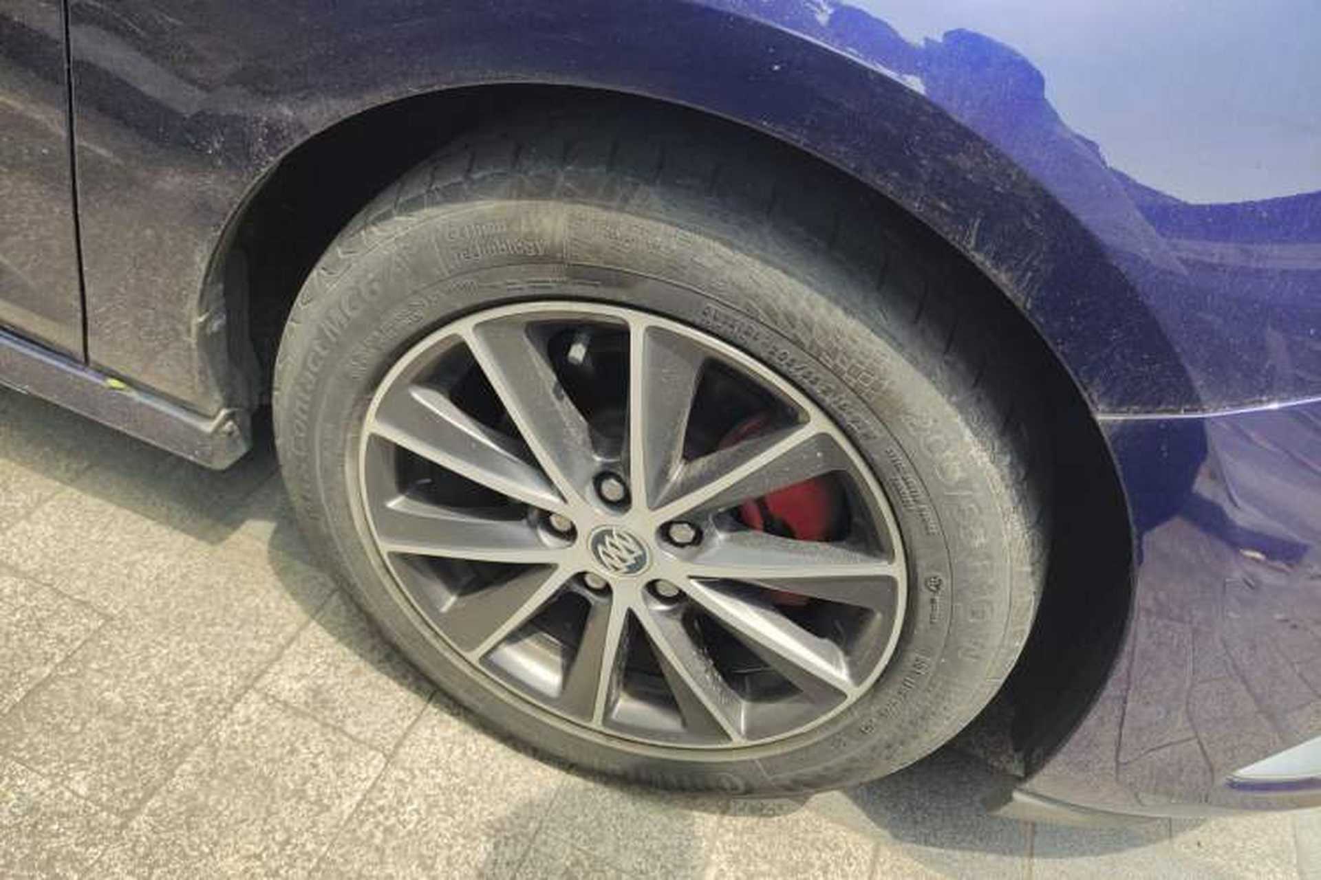Used Buick Verano 2018 Hatchback GS 20T Dual-Clutch Leading Model Right Front Wheel Hub